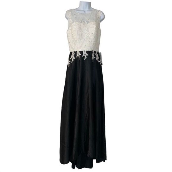 jjs house A-Line/Princess Scoop Neck Sweep Train Satin Evening Dress With Beadin - Picture 2 of 8